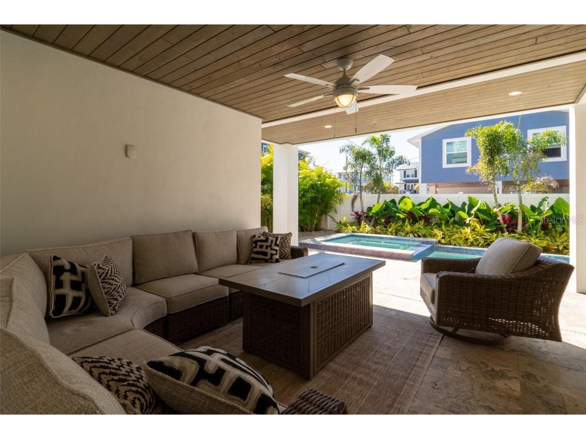 2410 Avenue B Bradenton Beach FL 34217 A4658000 image64