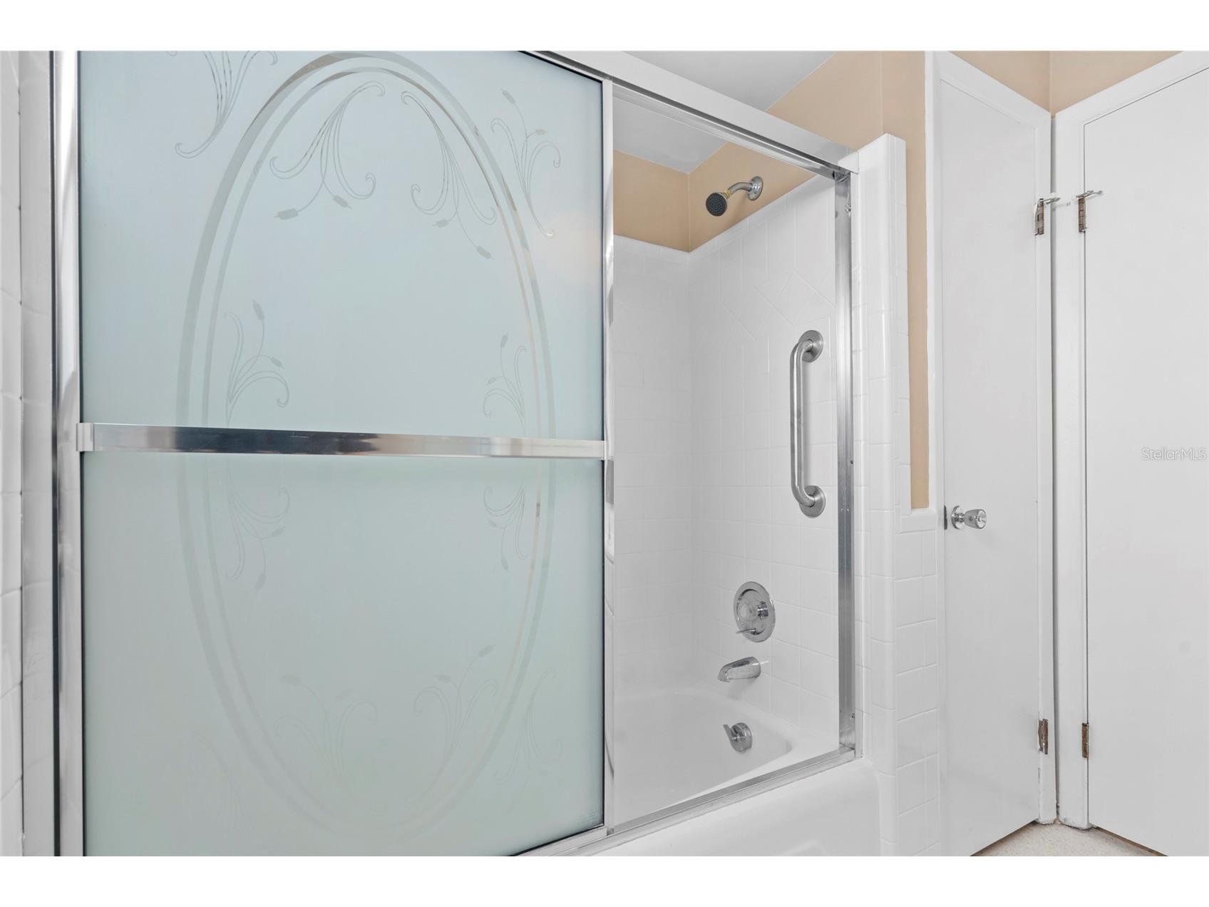 2410 Britannia Road Sarasota FL 34231 A4659887 image17