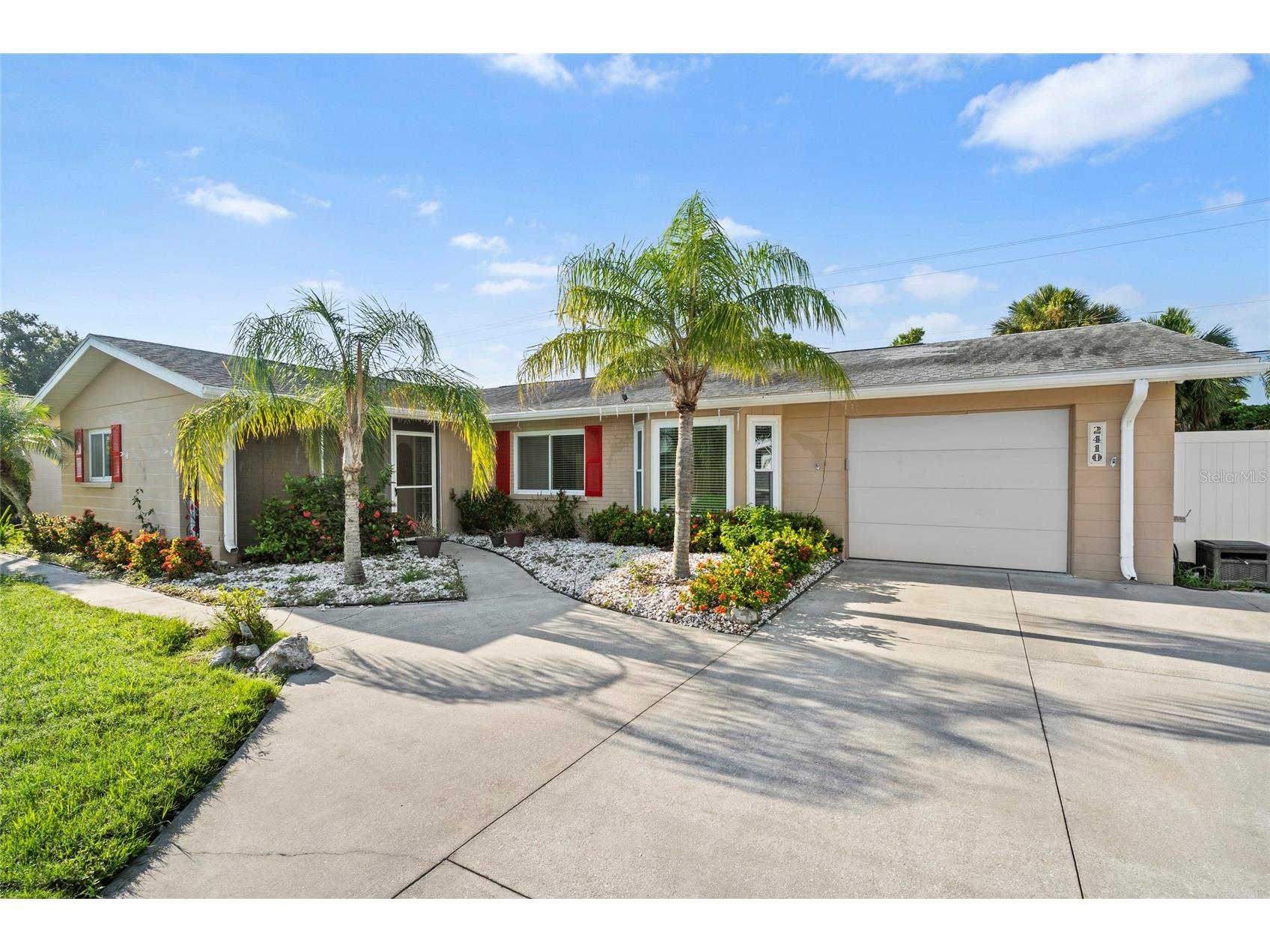 2410 Britannia Road Sarasota FL 34231 A4659887 image2