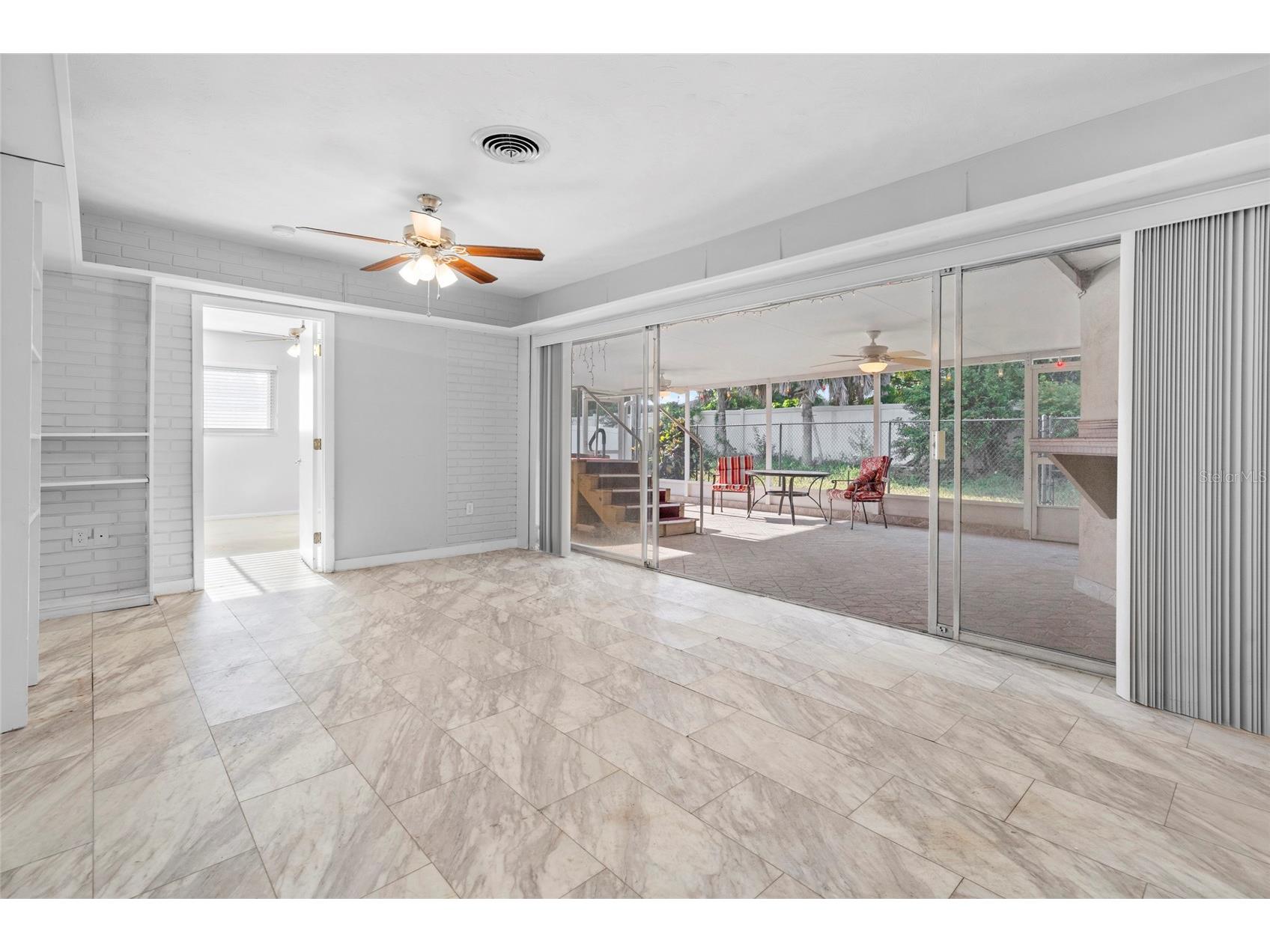 2410 Britannia Road Sarasota FL 34231 A4659887 image30