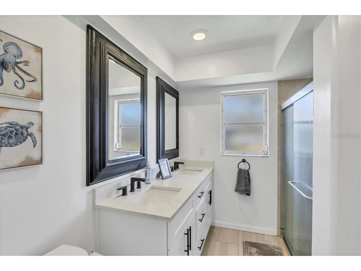 2410 Cass Street Sarasota FL 34231 A4672343 image16