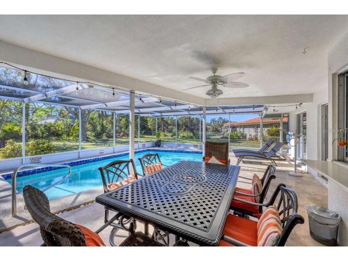 2410 Cass Street Sarasota FL 34231 A4672343 image24