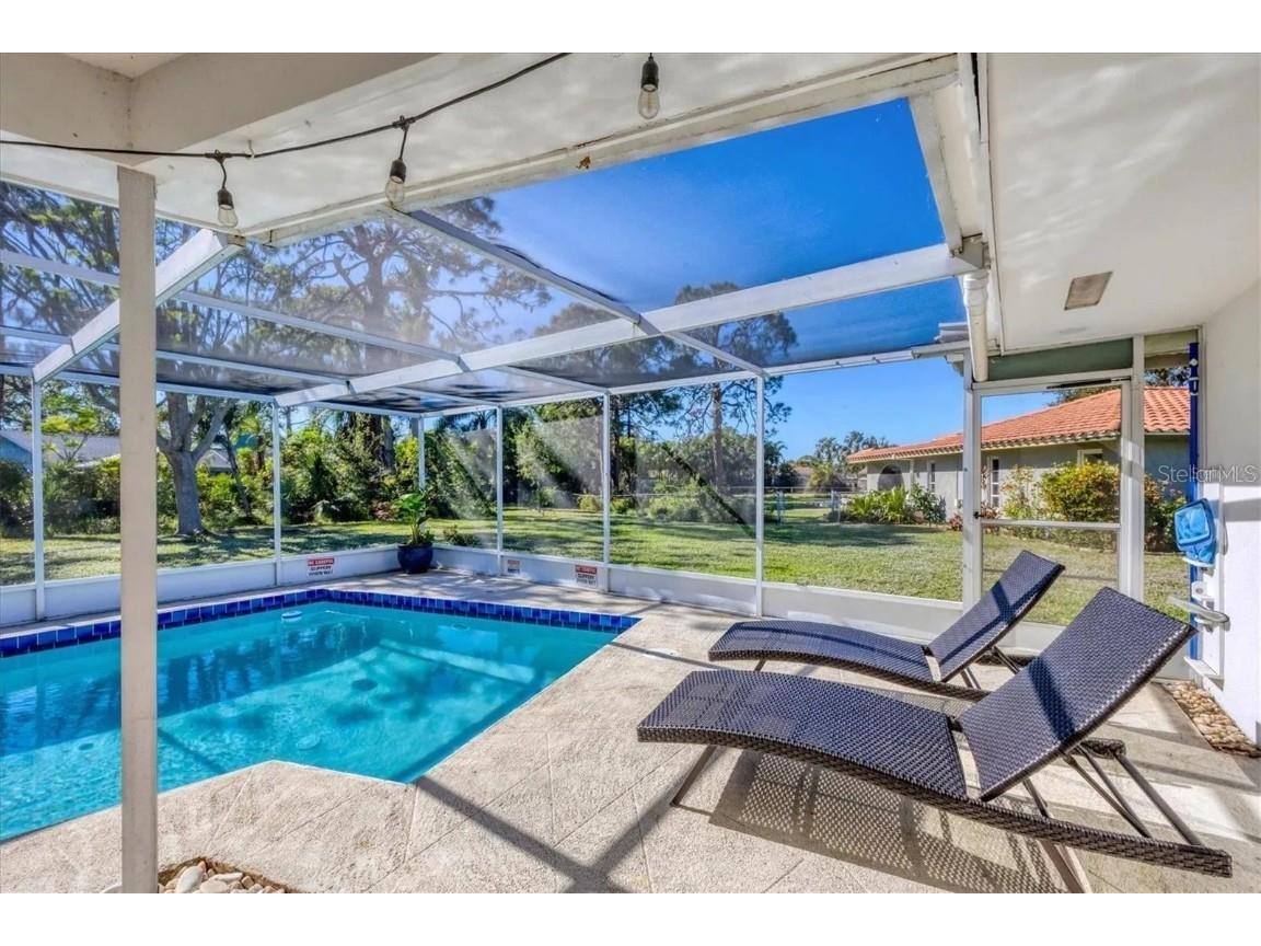 2410 Cass Street Sarasota FL 34231 A4672343 image27