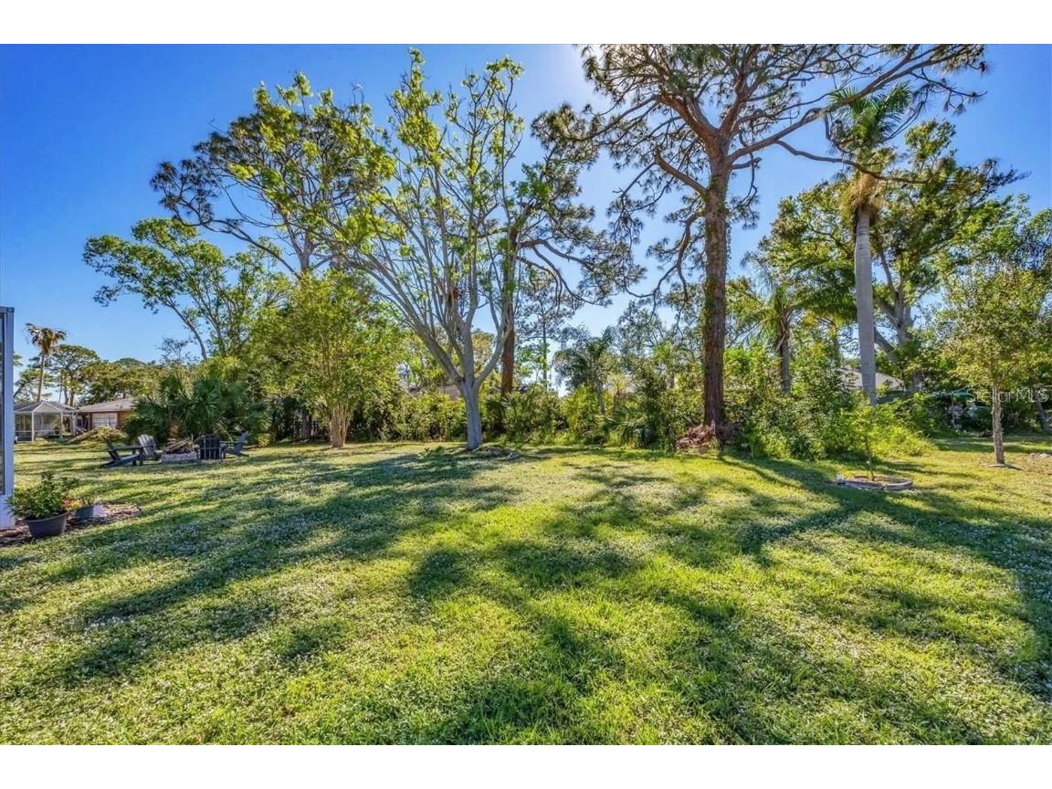 2410 Cass Street Sarasota FL 34231 A4672343 image32