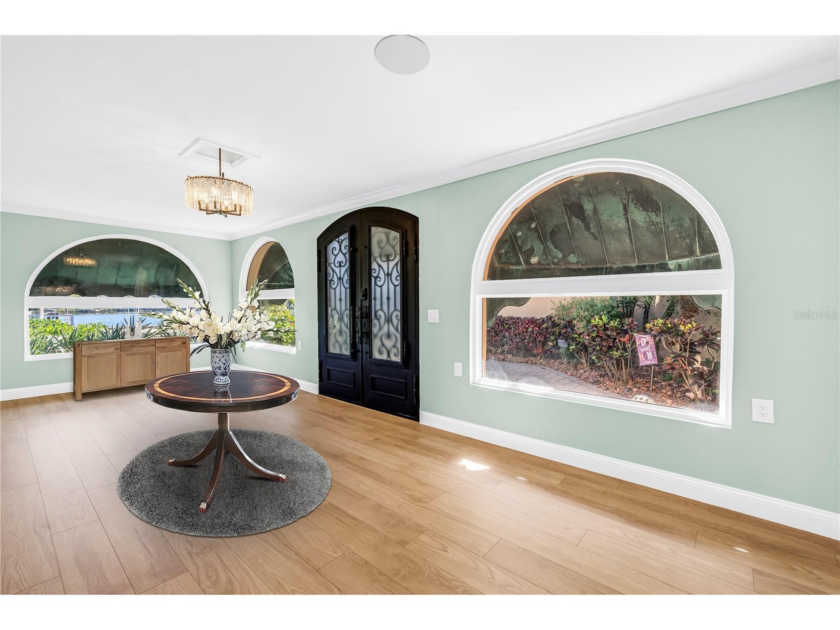 2410 Coffee Pot Boulevard NE Saint Petersburg FL 33704 TB8487123 image12