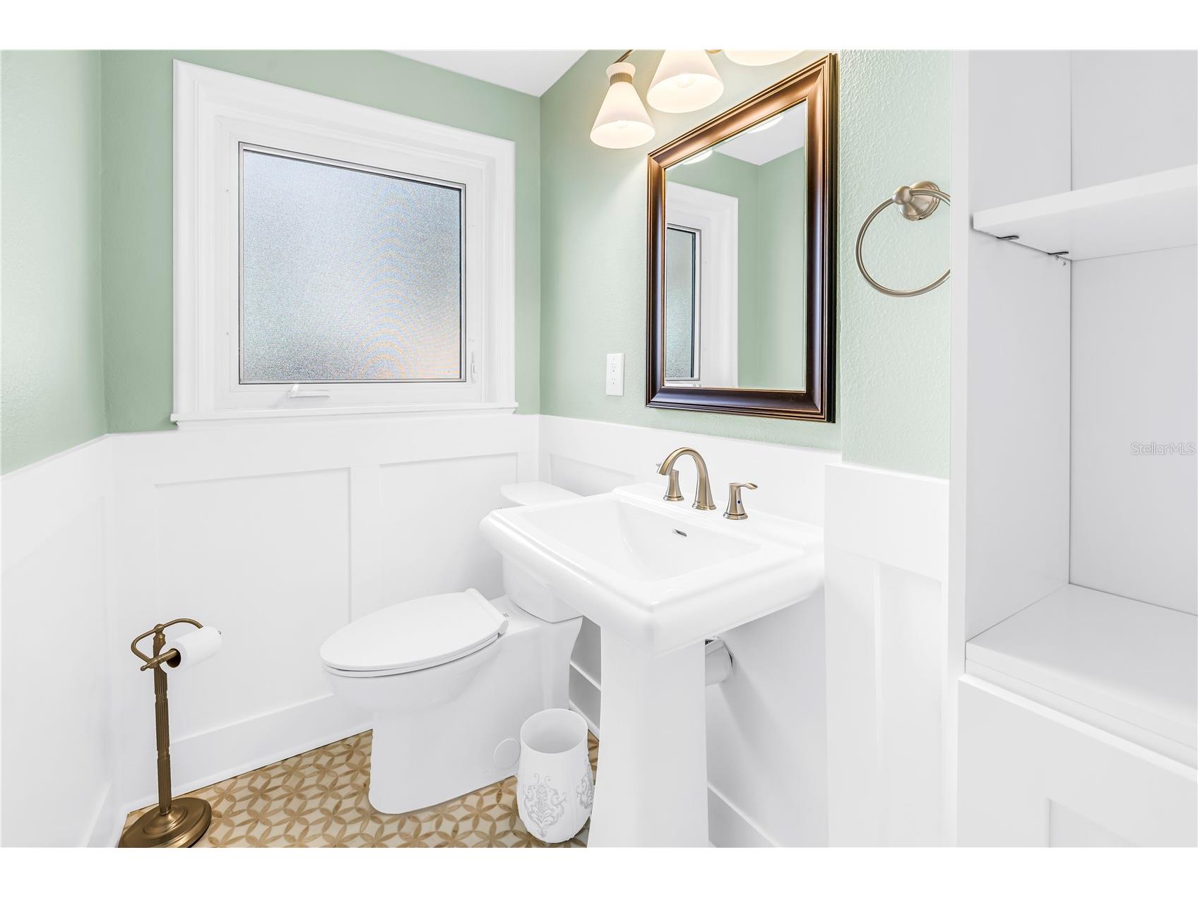 2410 Coffee Pot Boulevard NE Saint Petersburg FL 33704 TB8487123 image19