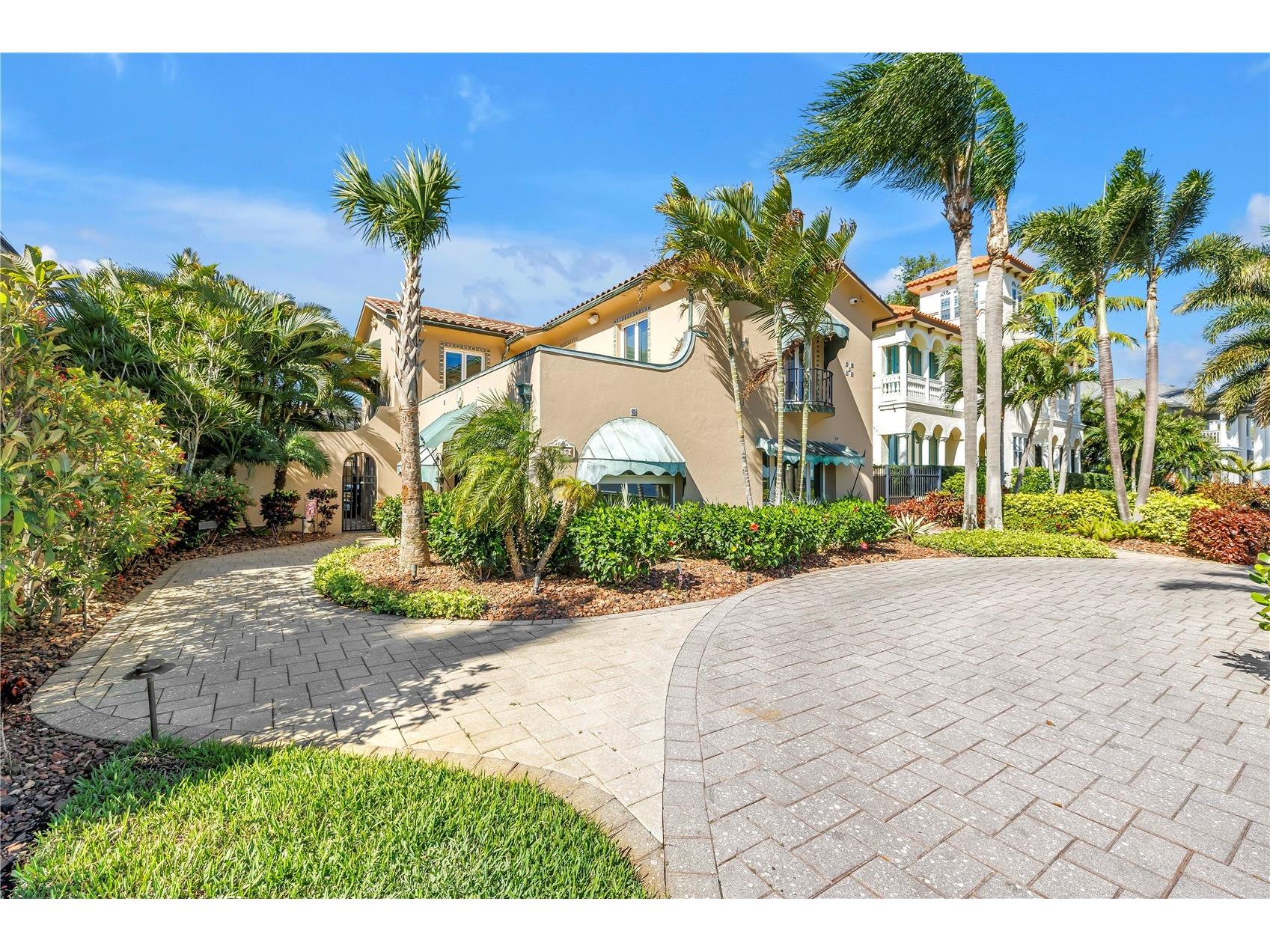 2410 Coffee Pot Boulevard NE Saint Petersburg FL 33704 TB8487123 image4