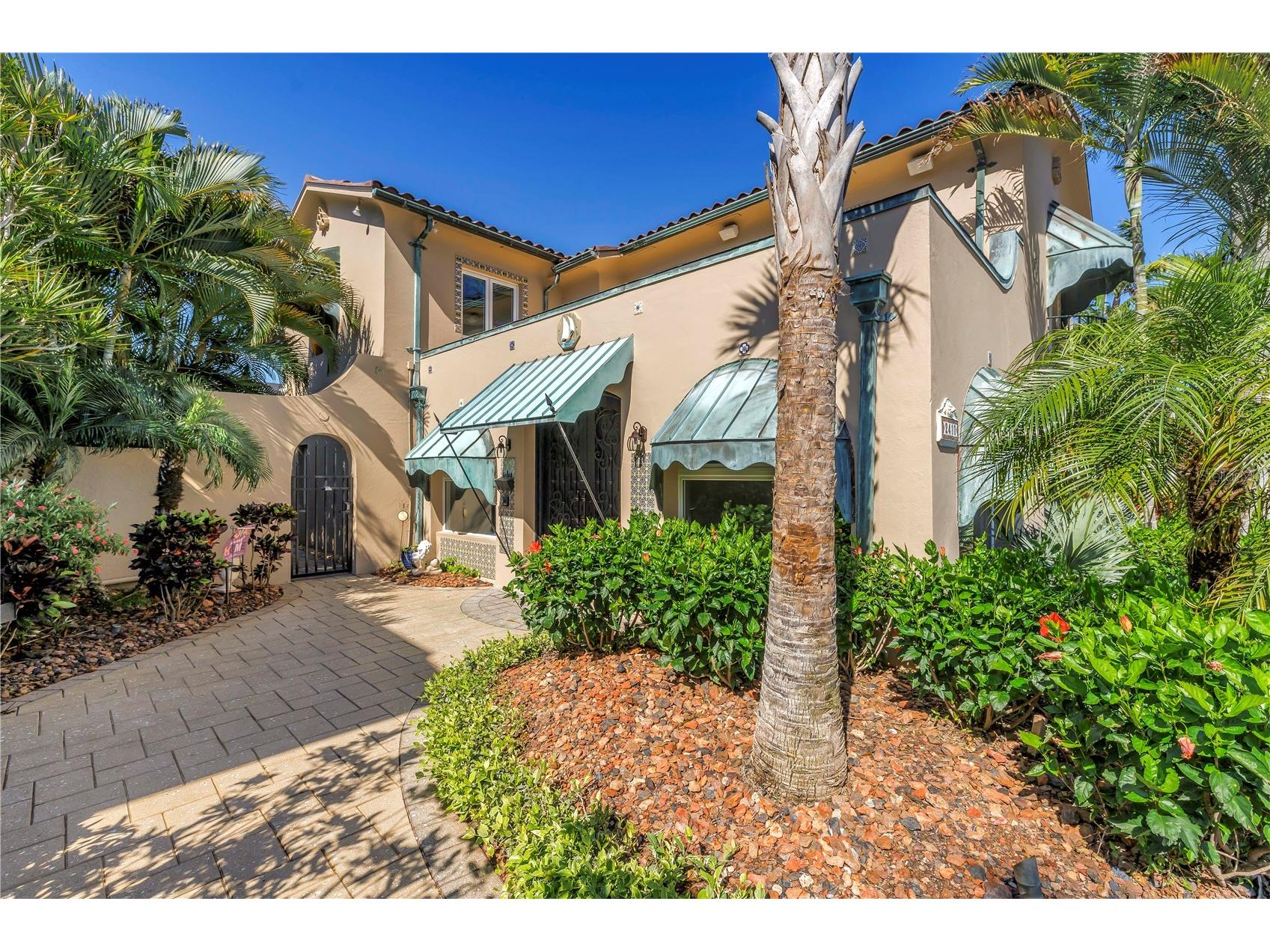 2410 Coffee Pot Boulevard NE Saint Petersburg FL 33704 TB8487123 image5