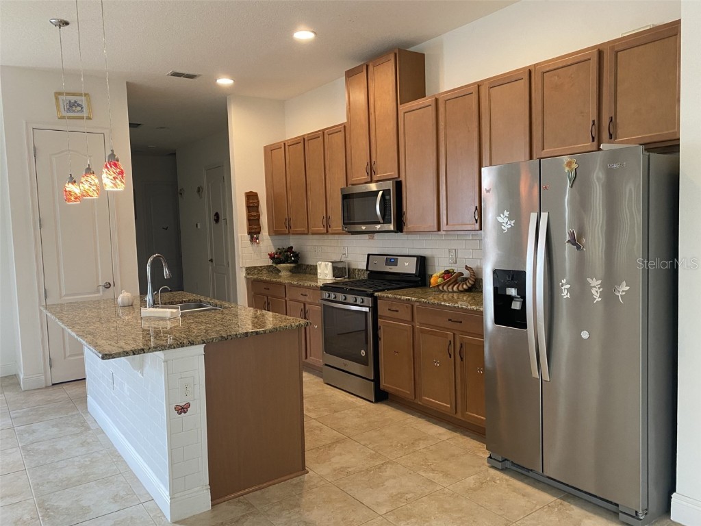 2410 Datura Loop Saint Cloud FL 34772 S5103150 image8