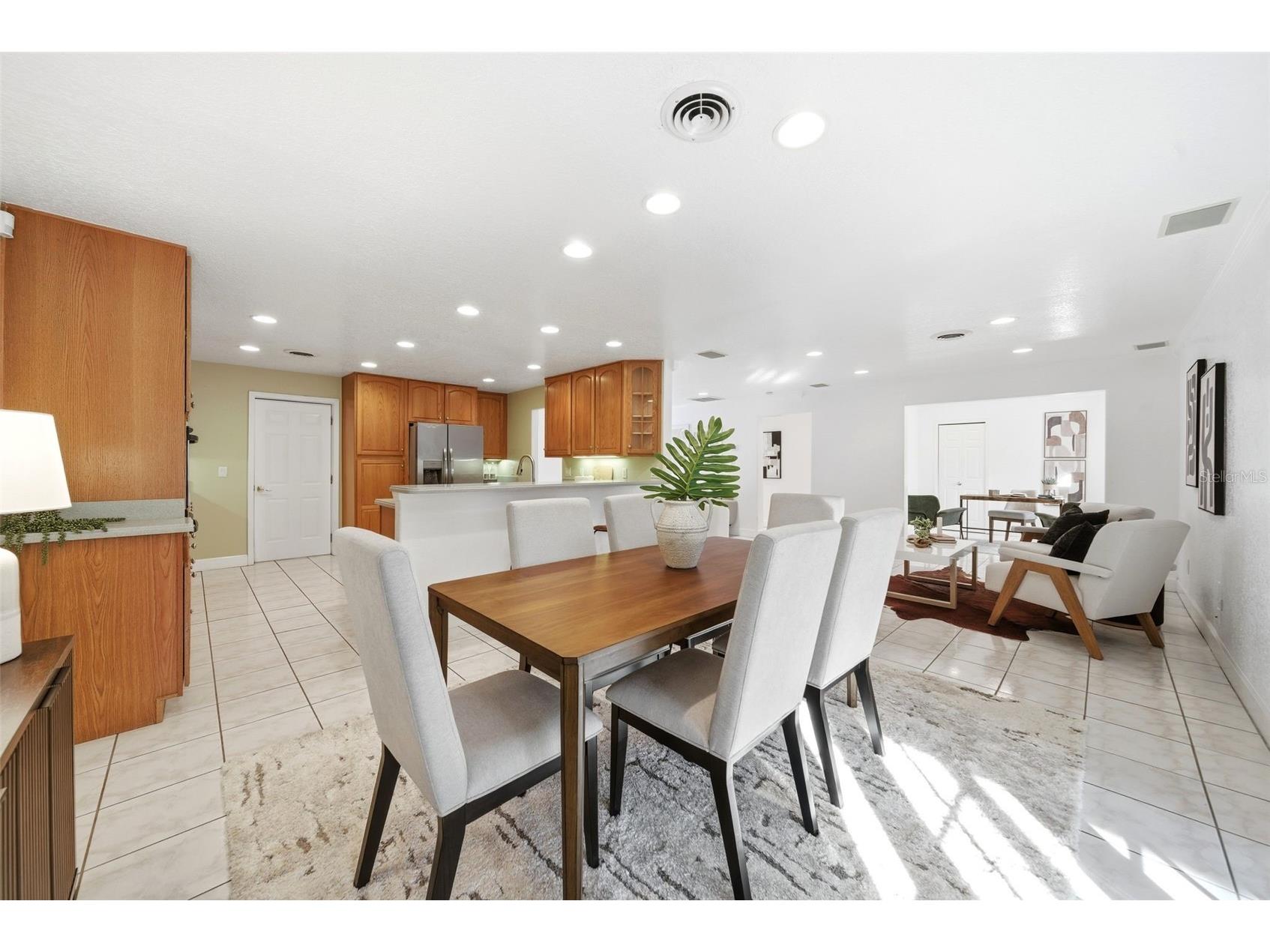 2410 Dellwood Drive Orlando FL 32806 O6359955 image13