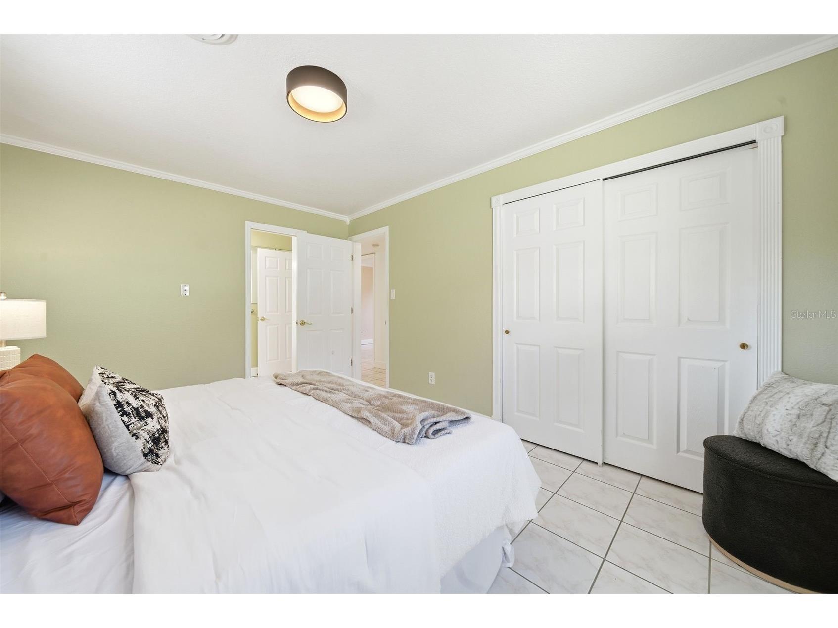 2410 Dellwood Drive Orlando FL 32806 O6359955 image17