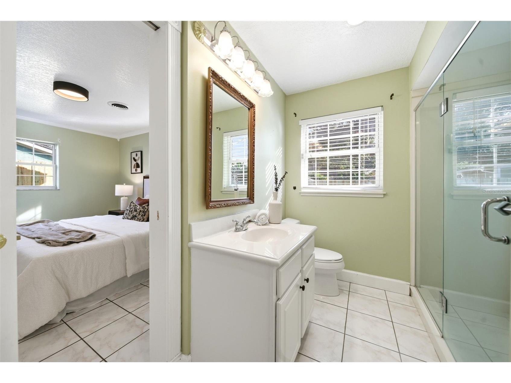 2410 Dellwood Drive Orlando FL 32806 O6359955 image19