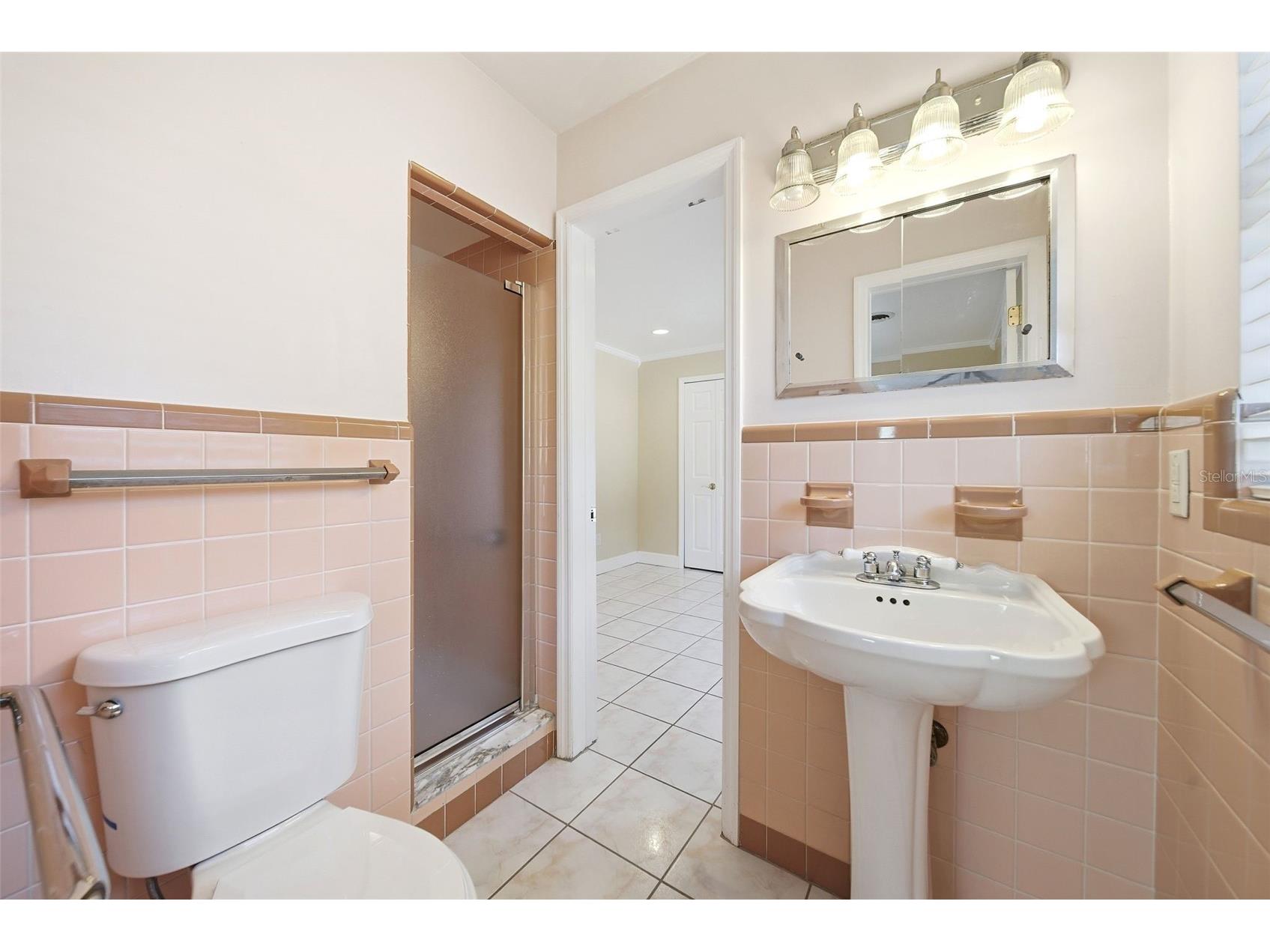 2410 Dellwood Drive Orlando FL 32806 O6359955 image23