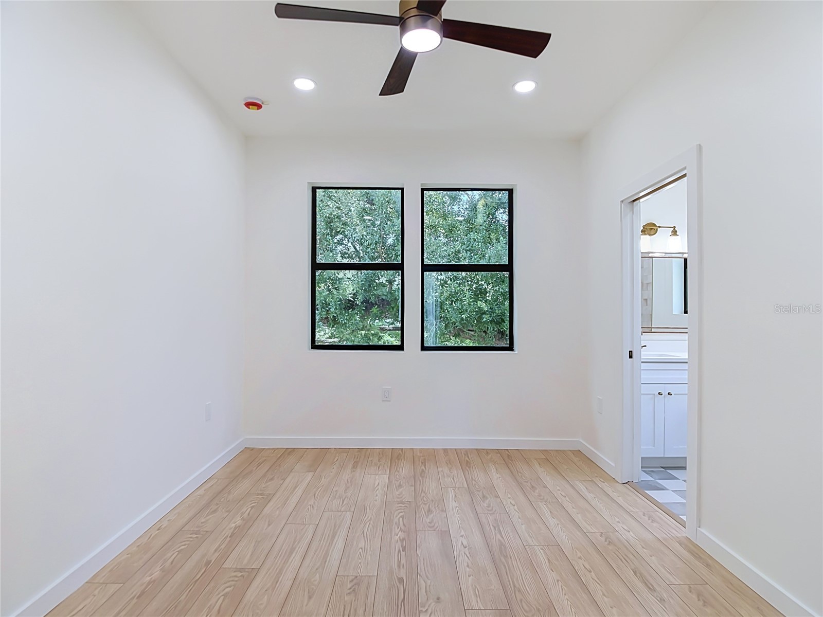 2410 E 20th Avenue Tampa FL 33605 TB8529743 image17