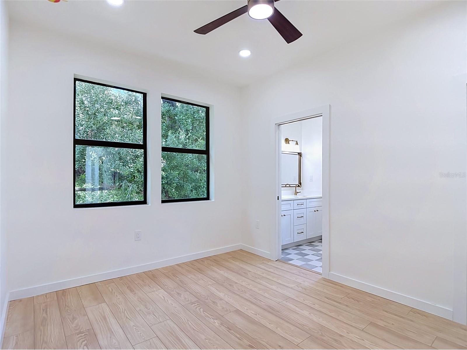 2410 E 20th Avenue Tampa FL 33605 TB8529743 image20
