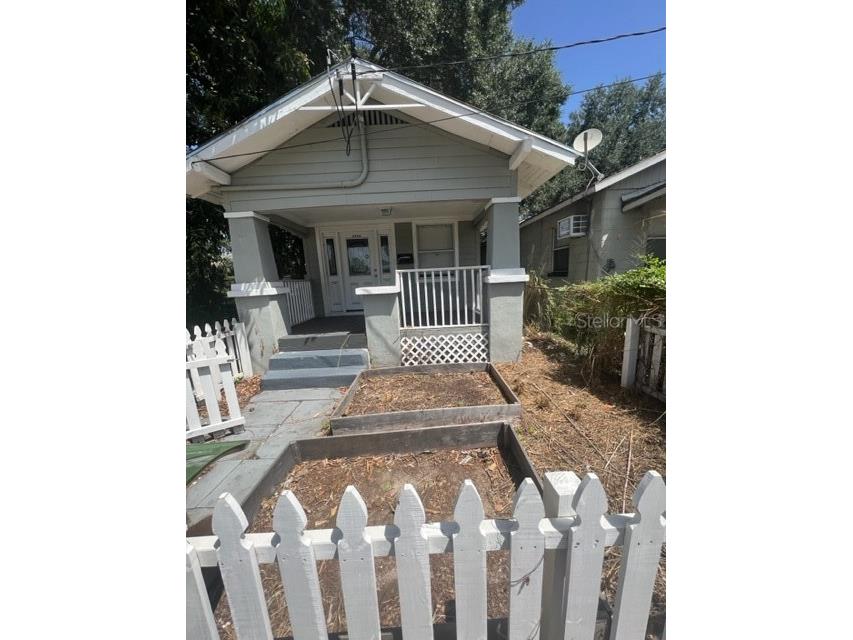 2410 E Columbus Drive Tampa FL 33605 O6137019 image1
