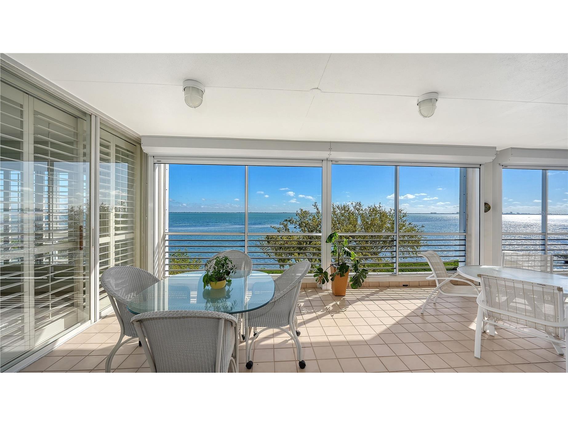 2410 Harbourside Drive #142 Longboat Key FL 34228 A4685398 image12
