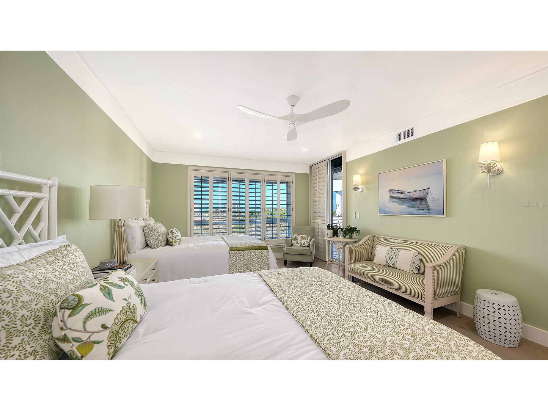 2410 Harbourside Drive #142 Longboat Key FL 34228 A4685398 image33