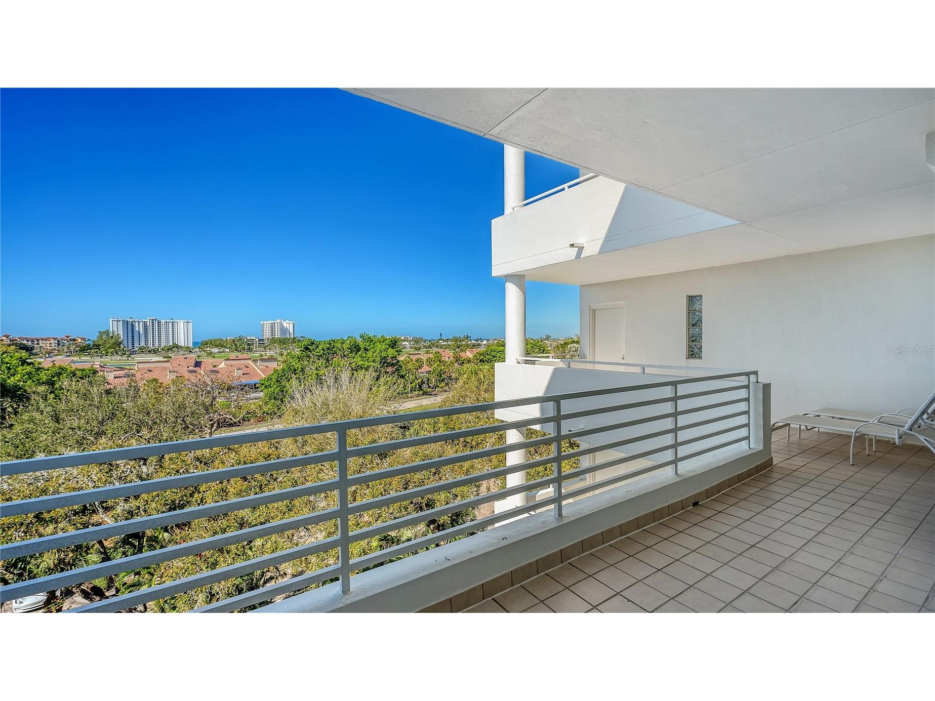 2410 Harbourside Drive #142 Longboat Key FL 34228 A4685398 image35