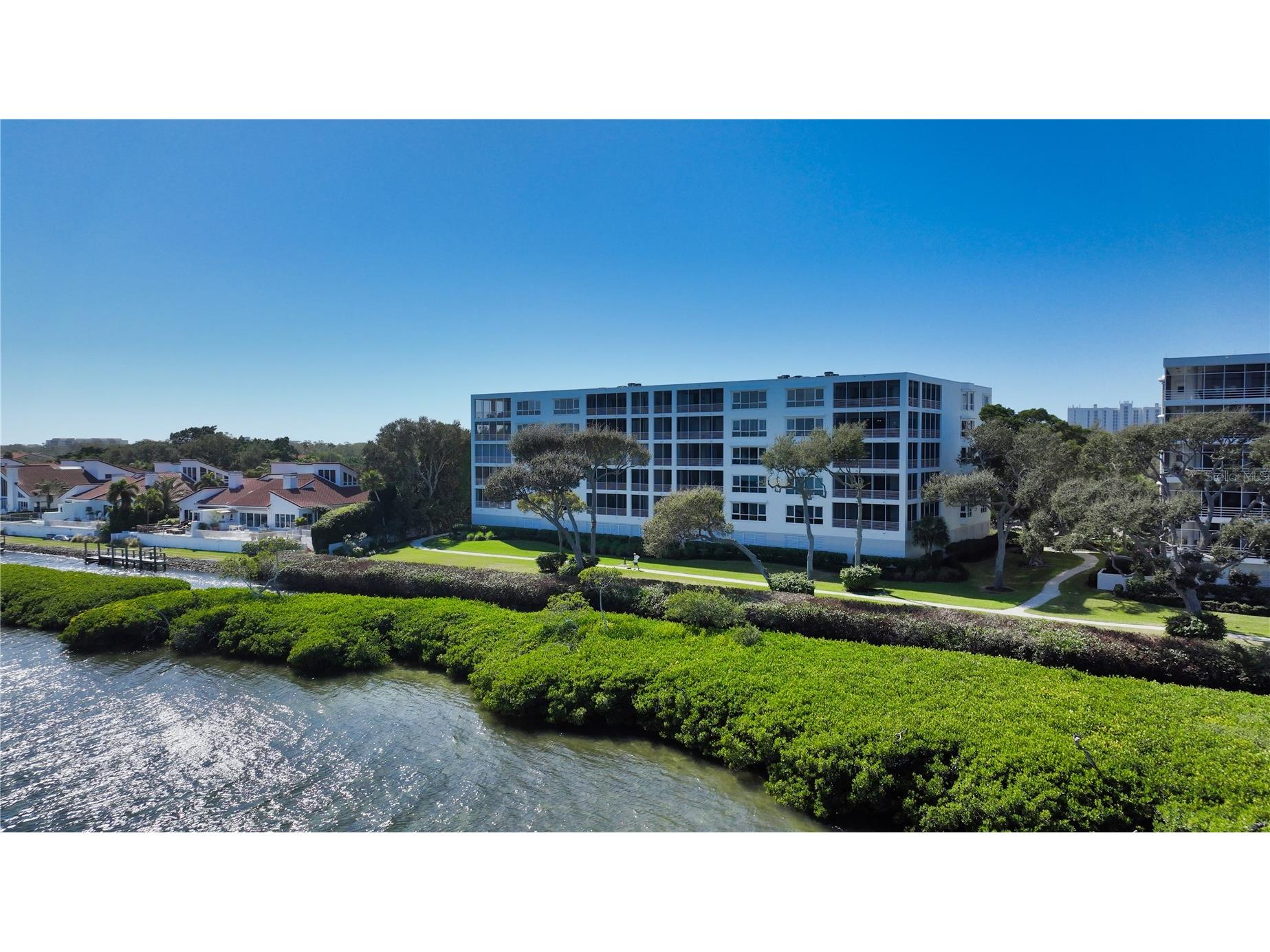 2410 Harbourside Drive #142 Longboat Key FL 34228 A4685398 image40