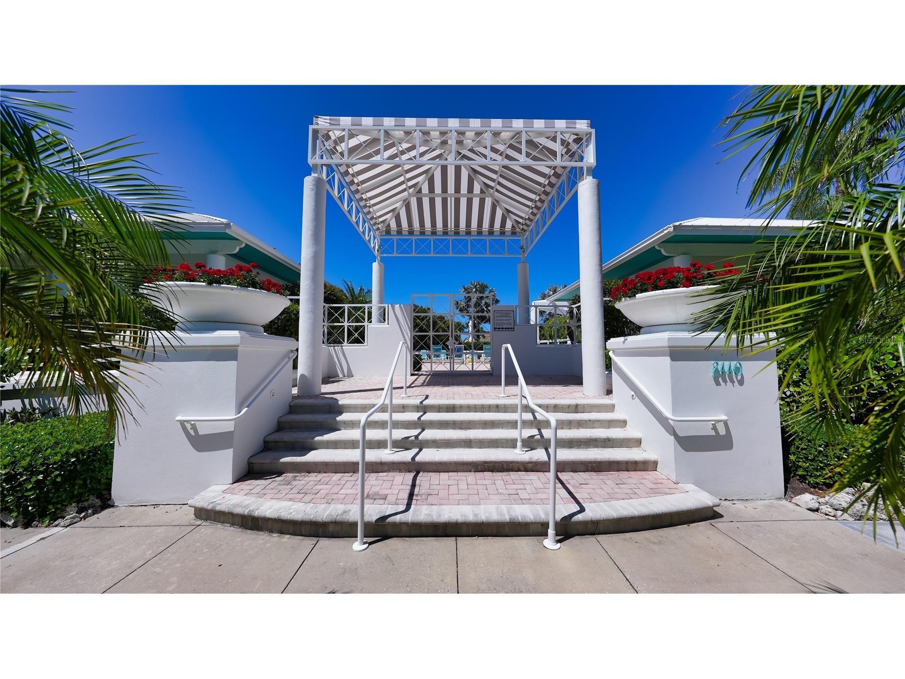 2410 Harbourside Drive #142 Longboat Key FL 34228 A4685398 image43