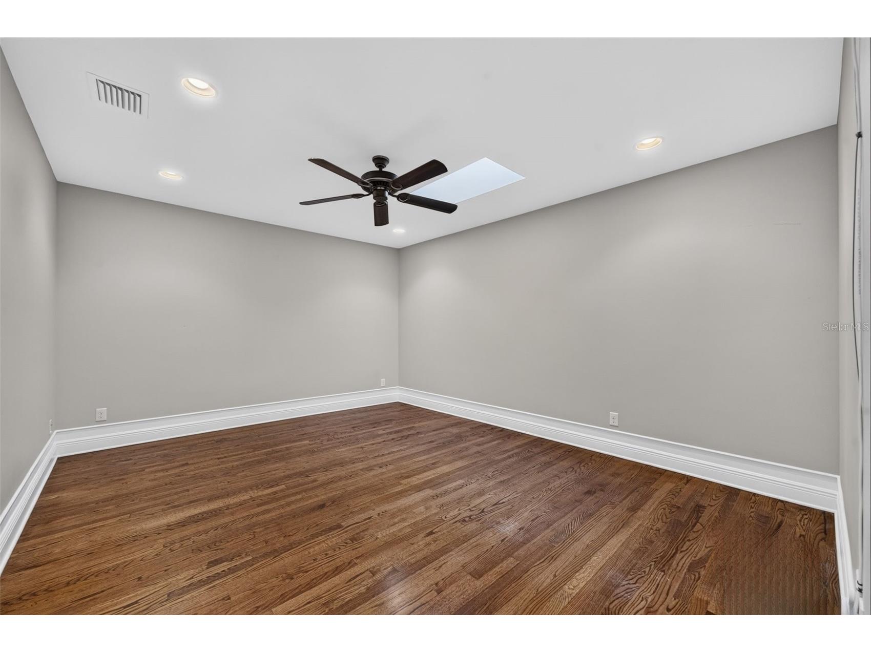 2410 Lake Shore Drive Orlando FL 32803 O6424495 image27