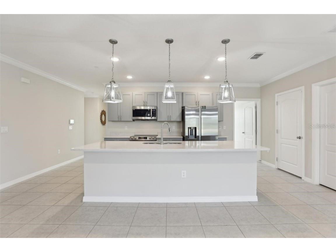 2410 Park Avenue Indian Lake Estates FL 33855 L4952024 image10