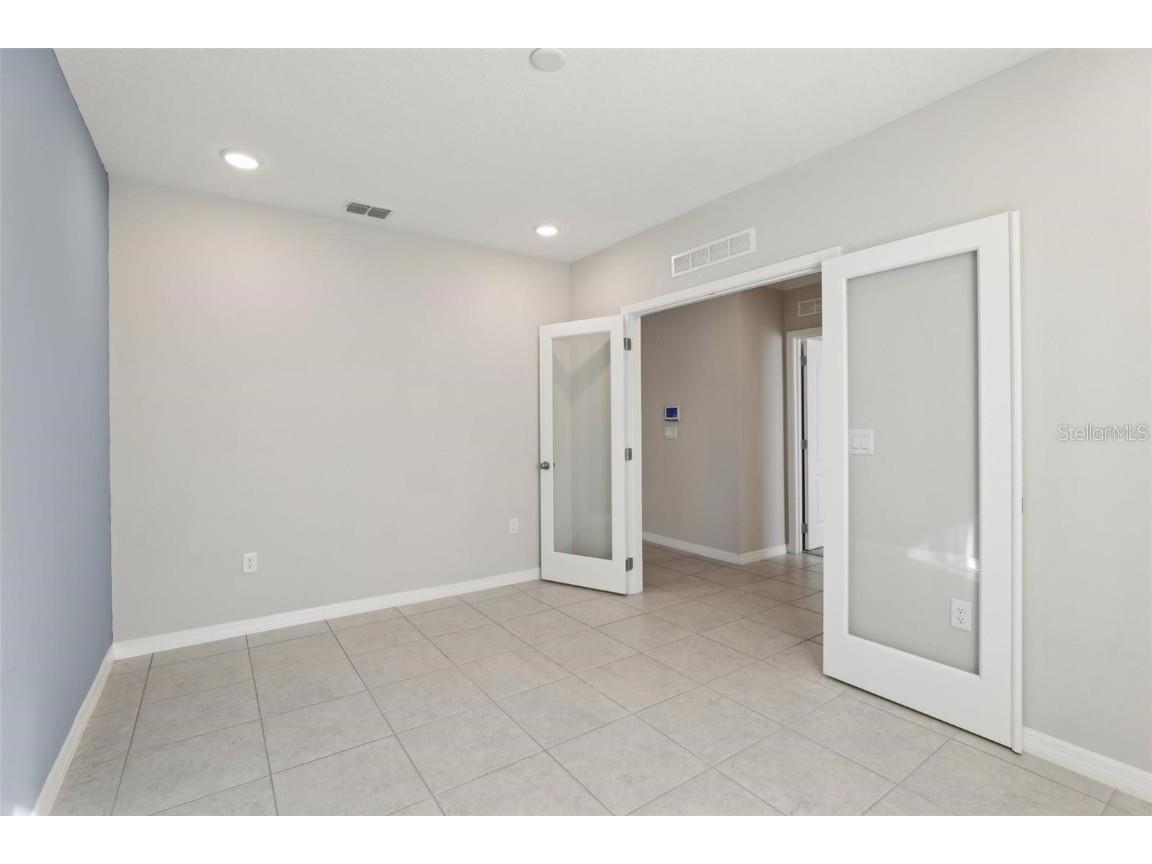 2410 Park Avenue Indian Lake Estates FL 33855 L4952024 image12