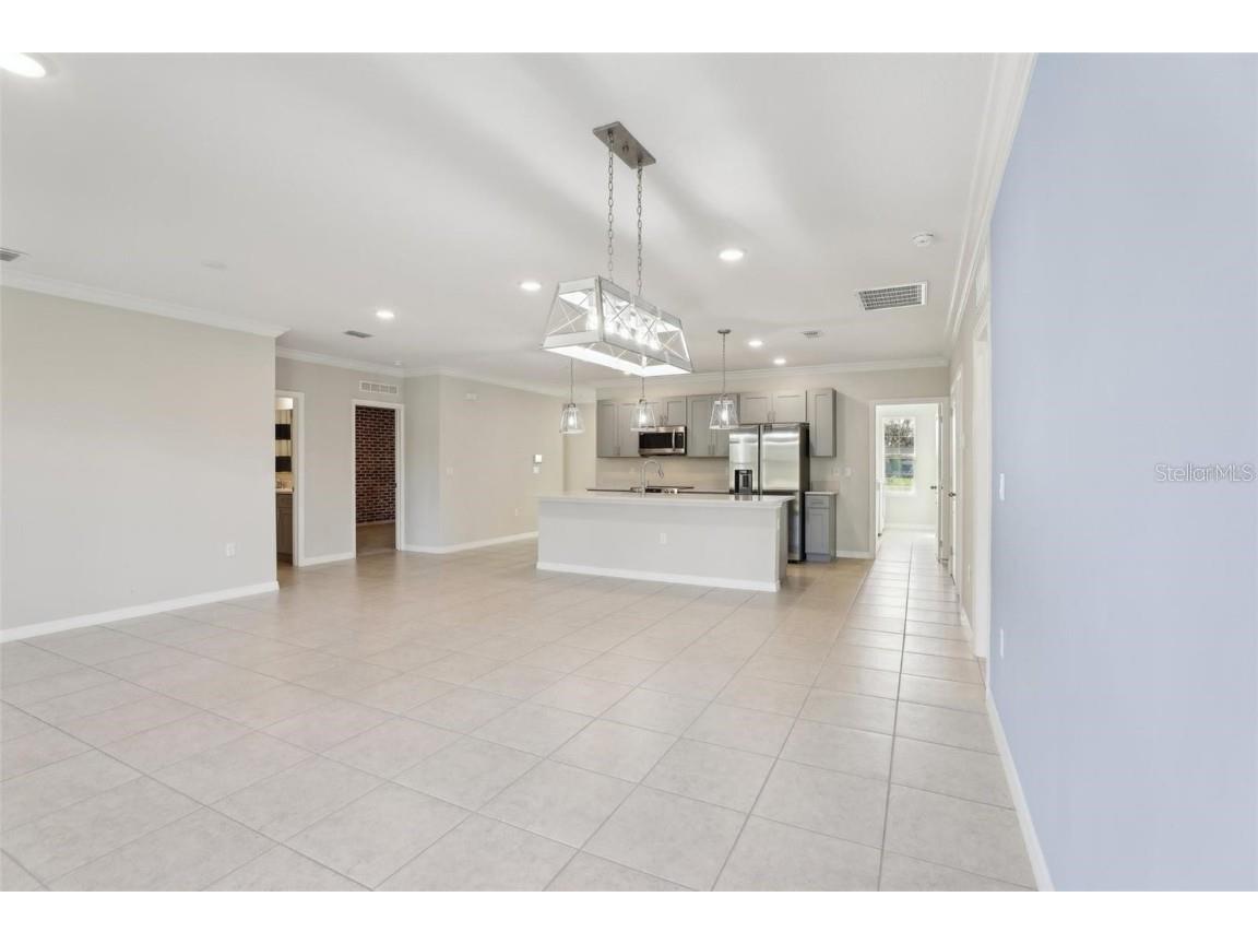 2410 Park Avenue Indian Lake Estates FL 33855 L4952024 image4