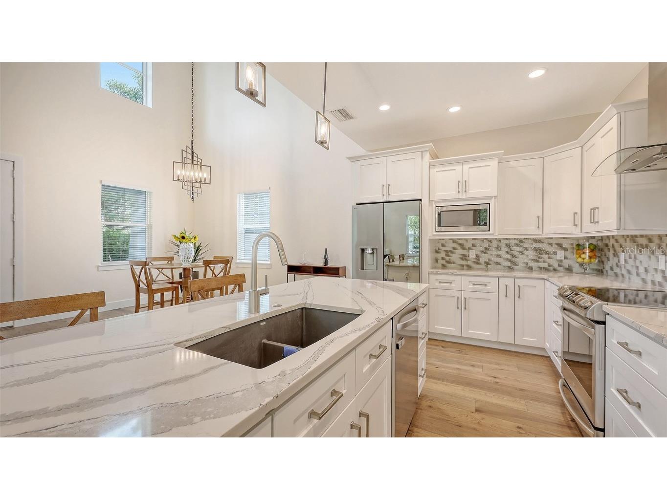 2410 Prospect Street Sarasota FL 34239 A4656811 image19