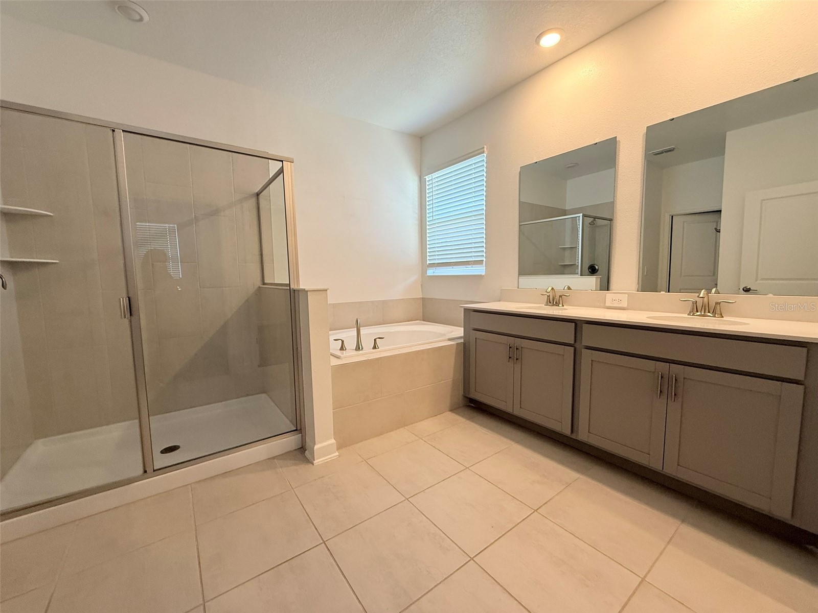 2410 Relaxing Lane Kissimmee FL 34744 S5154378 image5