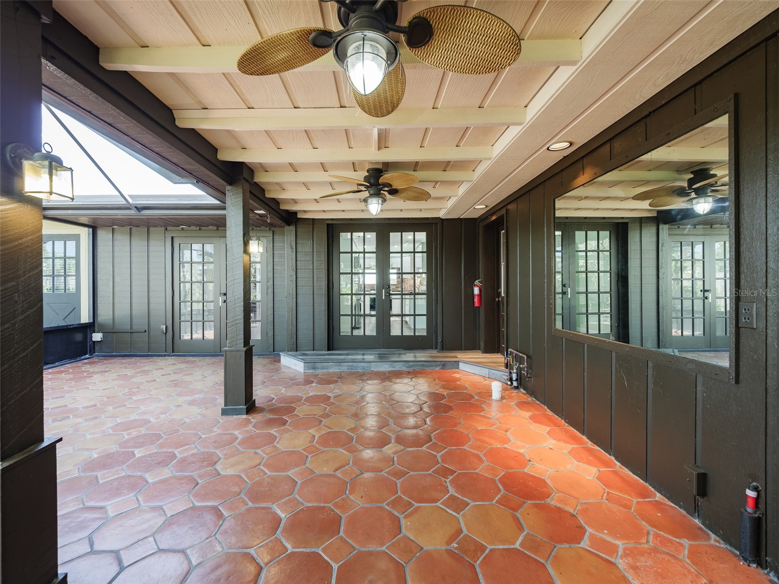 2410 Riverside Drive E Bradenton FL 34208 - MANATEE RIVER A4699450 image37