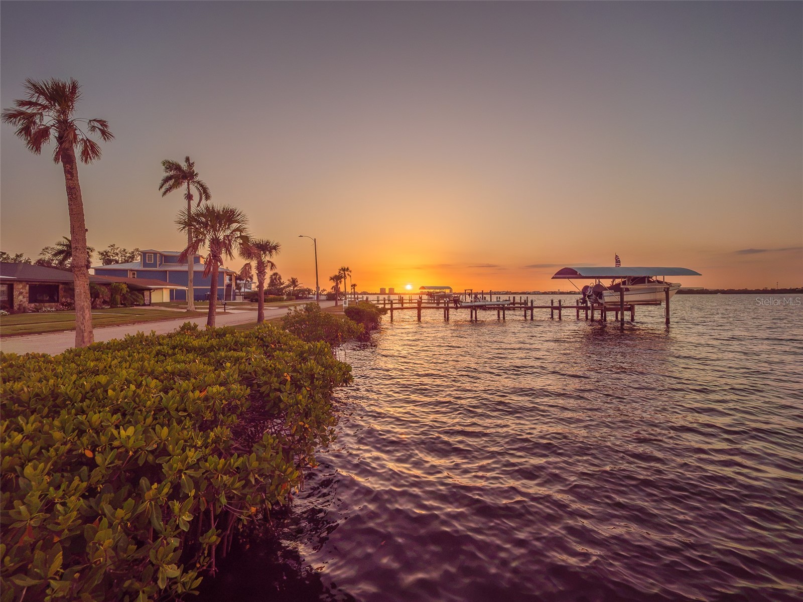 2410 Riverside Drive E Bradenton FL 34208 - MANATEE RIVER A4699450 image76