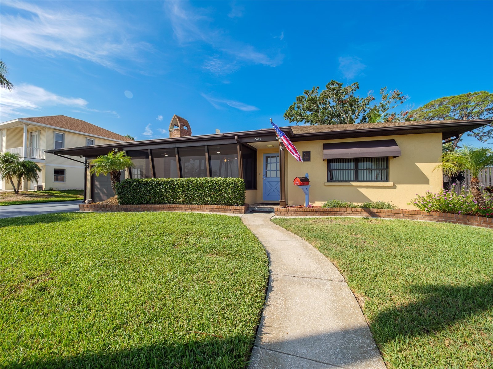 2410 Riverside Drive E Bradenton FL 34208 - MANATEE RIVER A4699450 image8