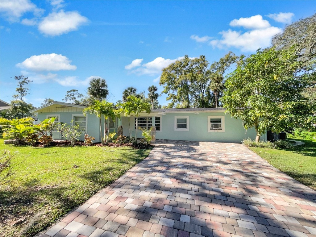 2410 Sanford Avenue Sanford FL 32771 O6260461 image1