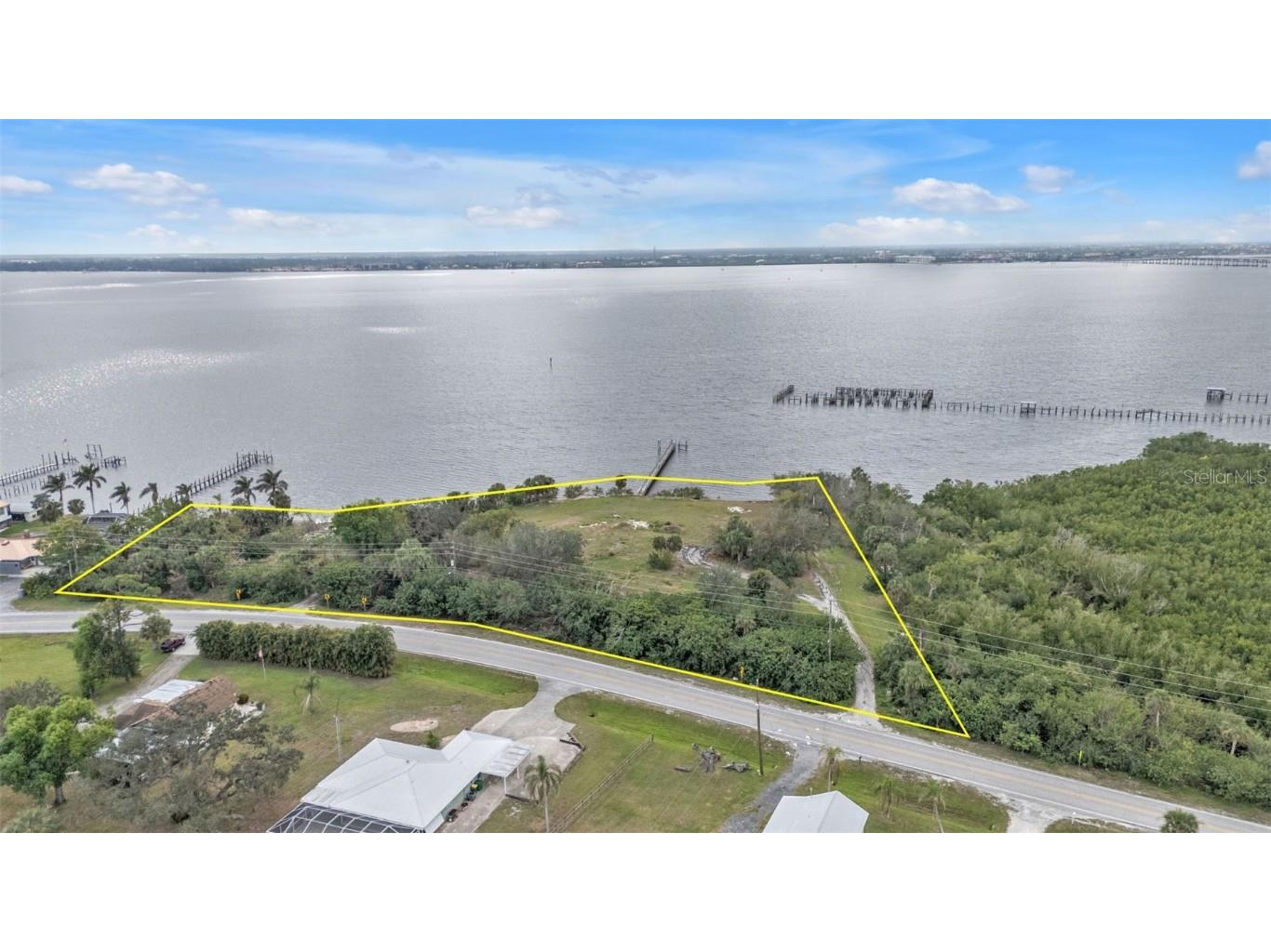24105 Harborview Road Punta Gorda FL 33980 C7505426 image2