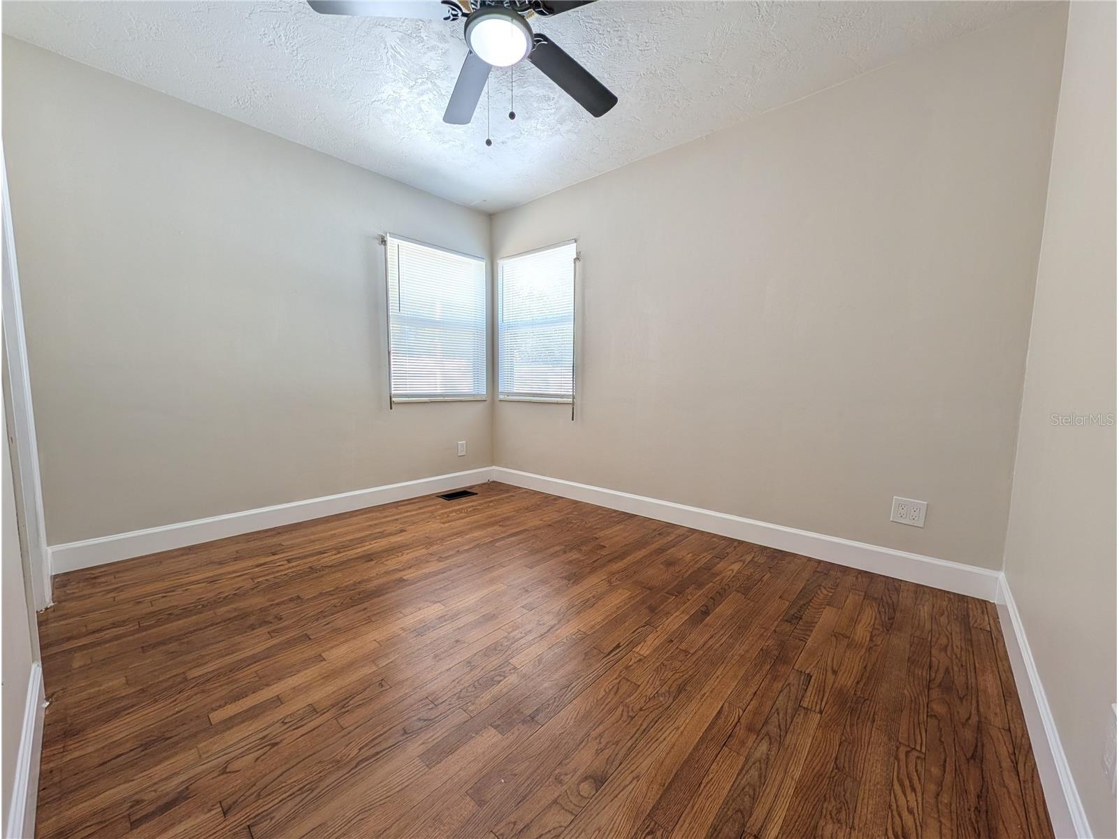 2411 45th Street S Saint Petersburg FL 33711 TB8465191 image17