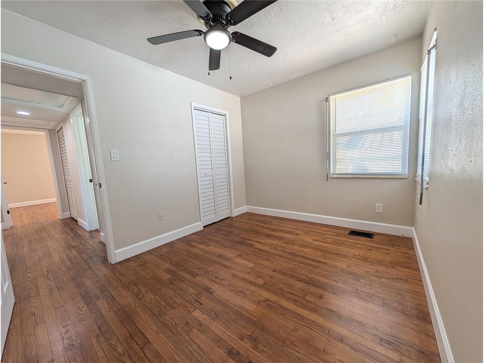 2411 45th Street S Saint Petersburg FL 33711 TB8465191 image18