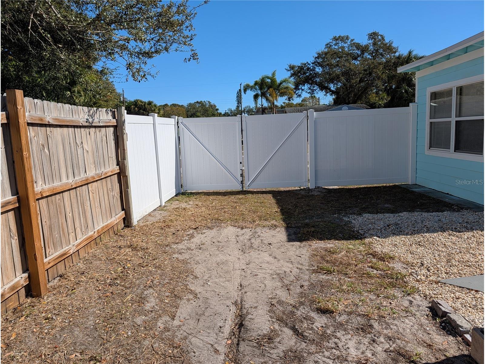 2411 45th Street S Saint Petersburg FL 33711 TB8465191 image24