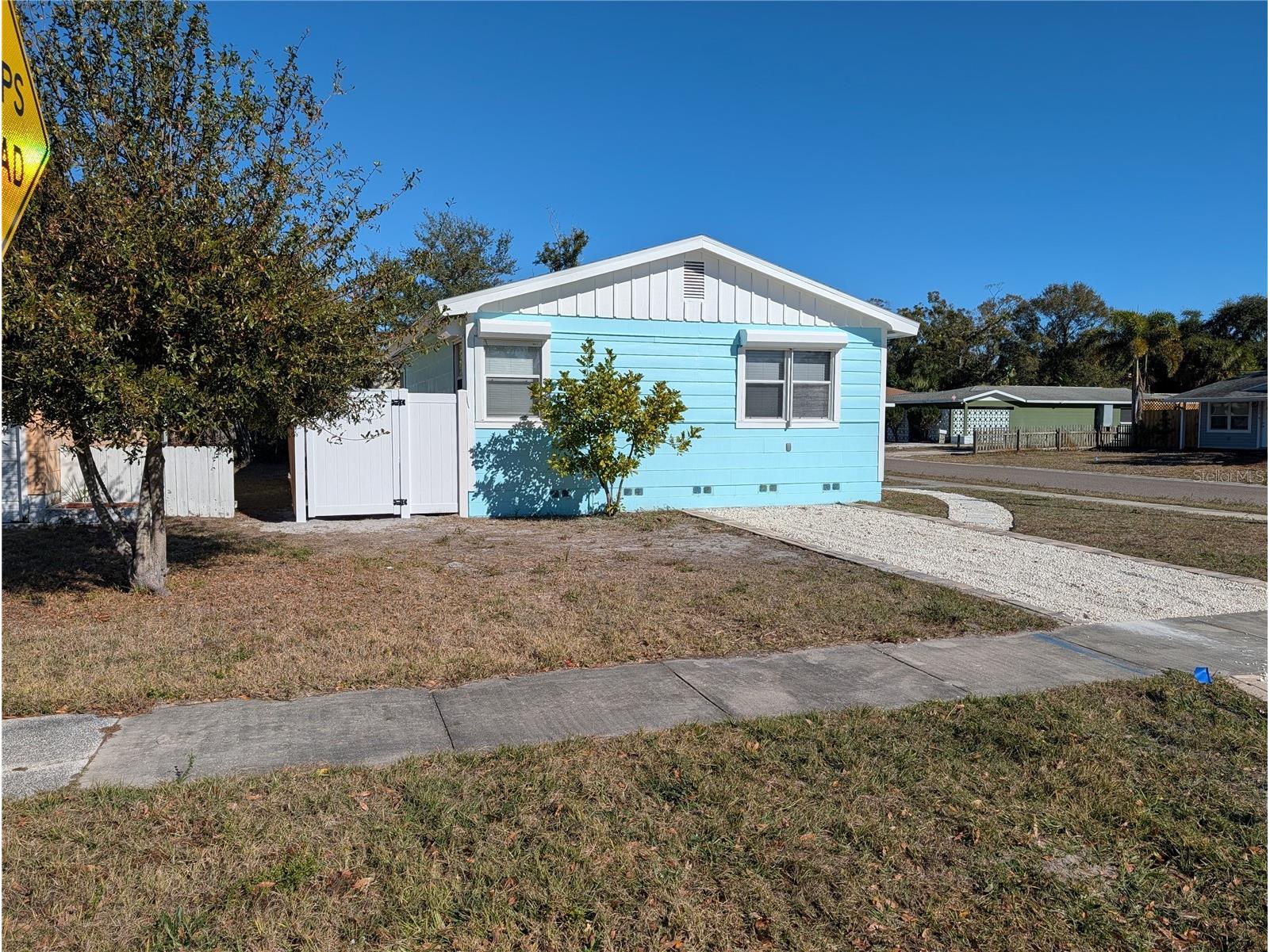 2411 45th Street S Saint Petersburg FL 33711 TB8465191 image26
