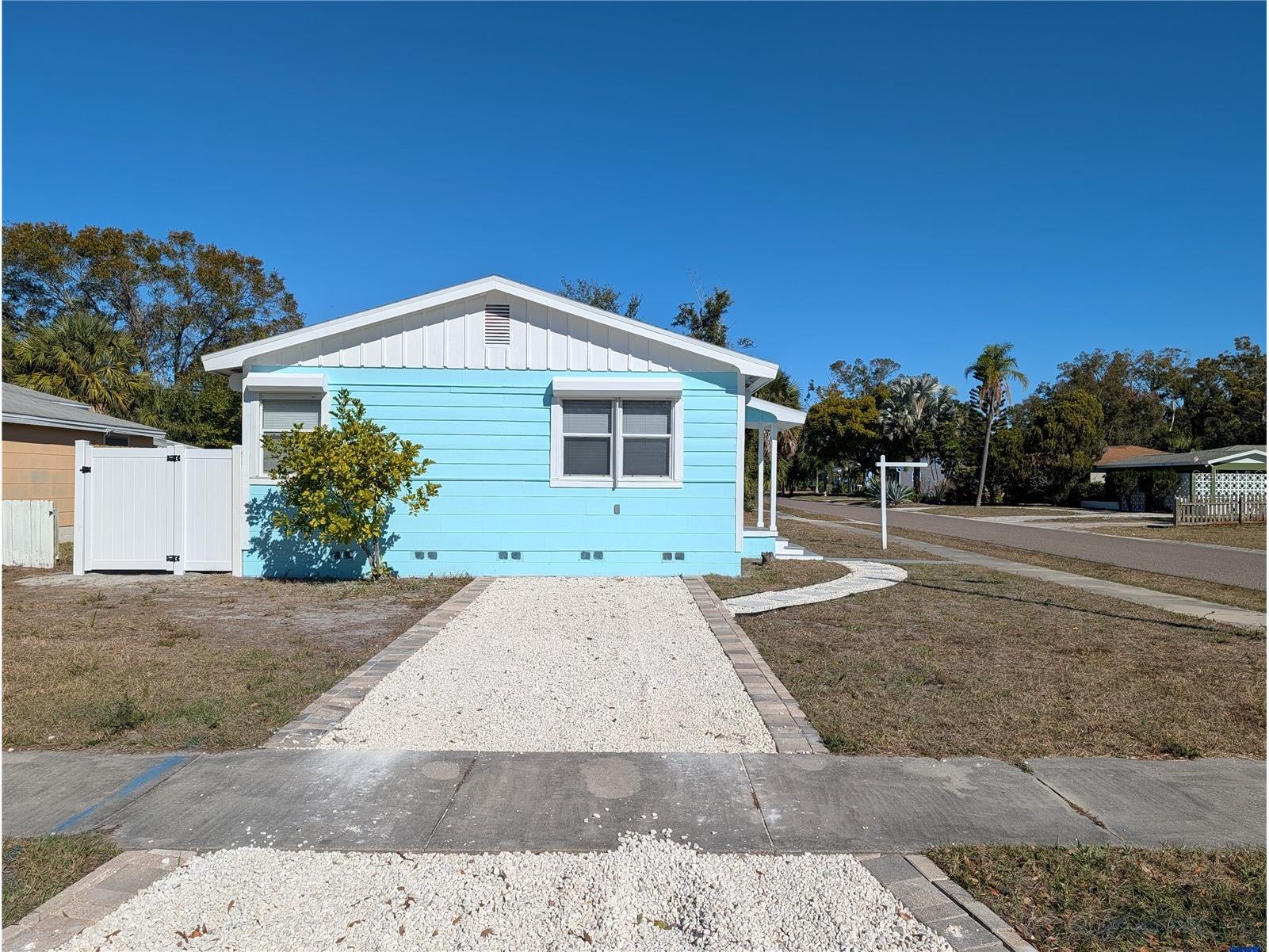 2411 45th Street S Saint Petersburg FL 33711 TB8465191 image4