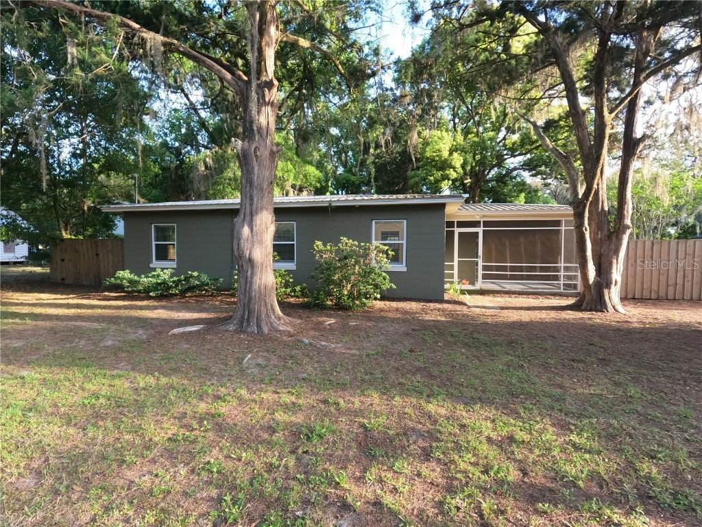 2411 Carr Street Palatka FL 32177 O6296977 image1