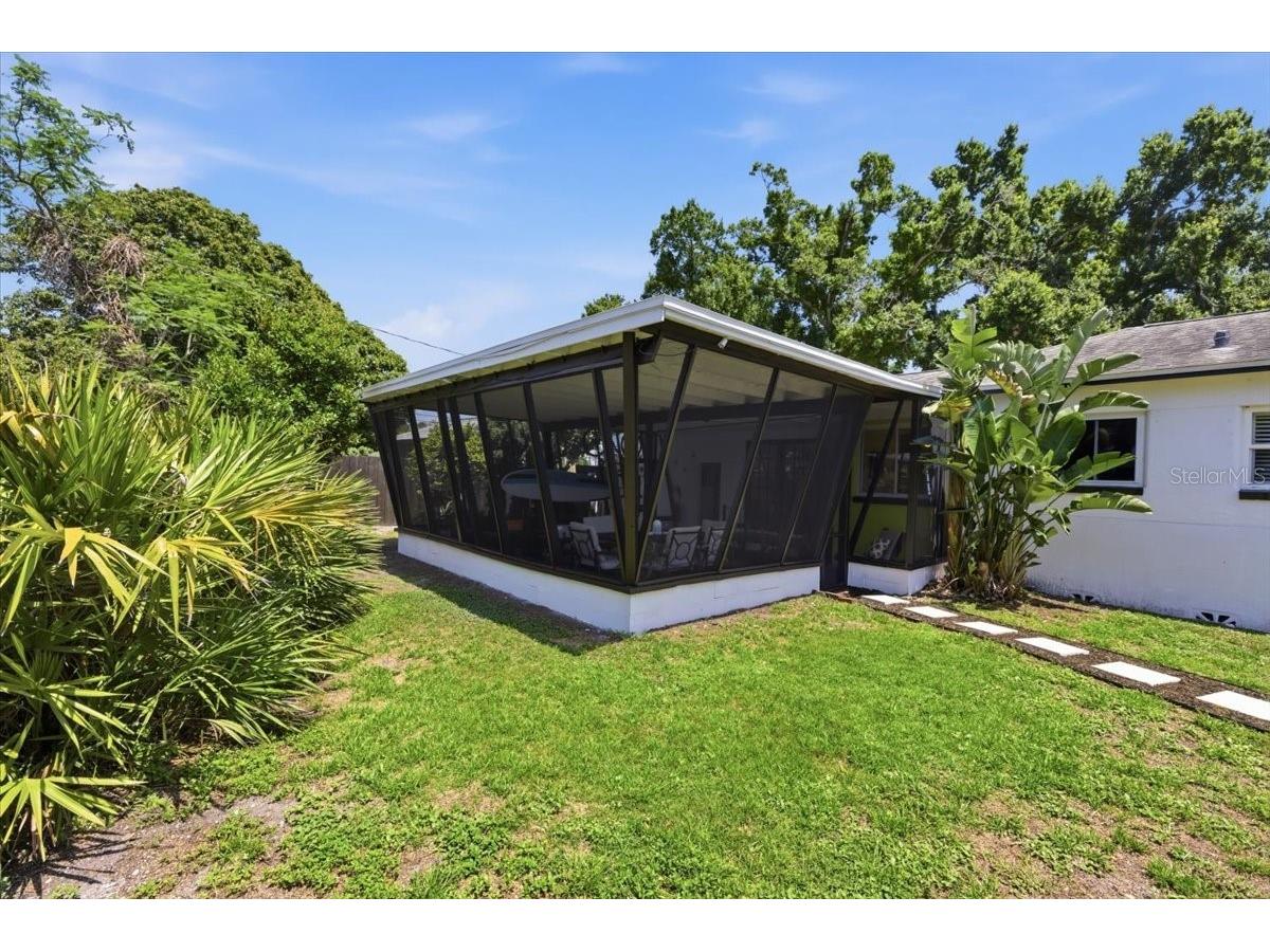2411 Covina Way S Saint Petersburg FL 33712 TB8512801 image31