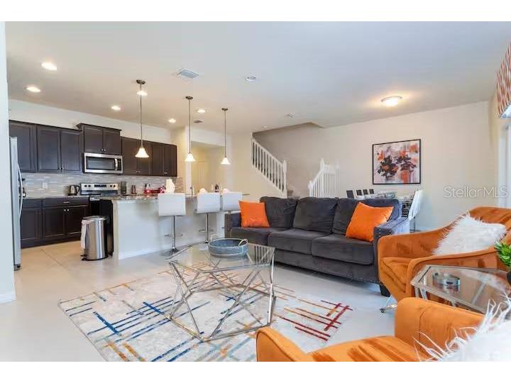 2411 Dubai Street Kissimmee FL 34747 O6398120 image8
