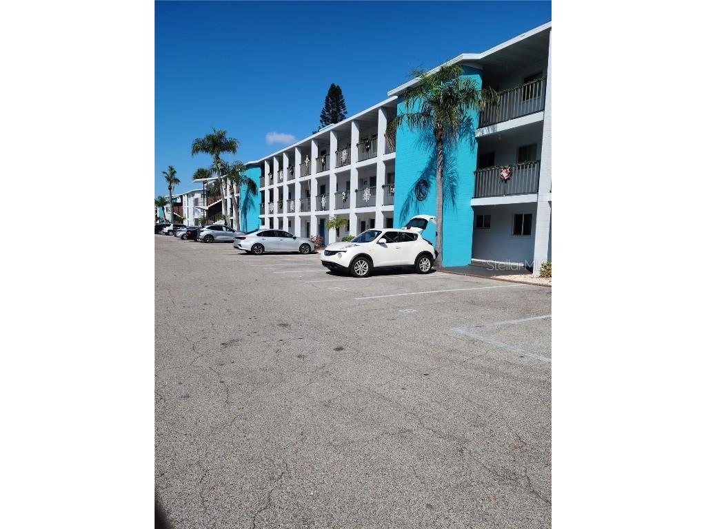 2411 Flamingo Boulevard #K6 Bradenton FL 34207 A4666427 image1