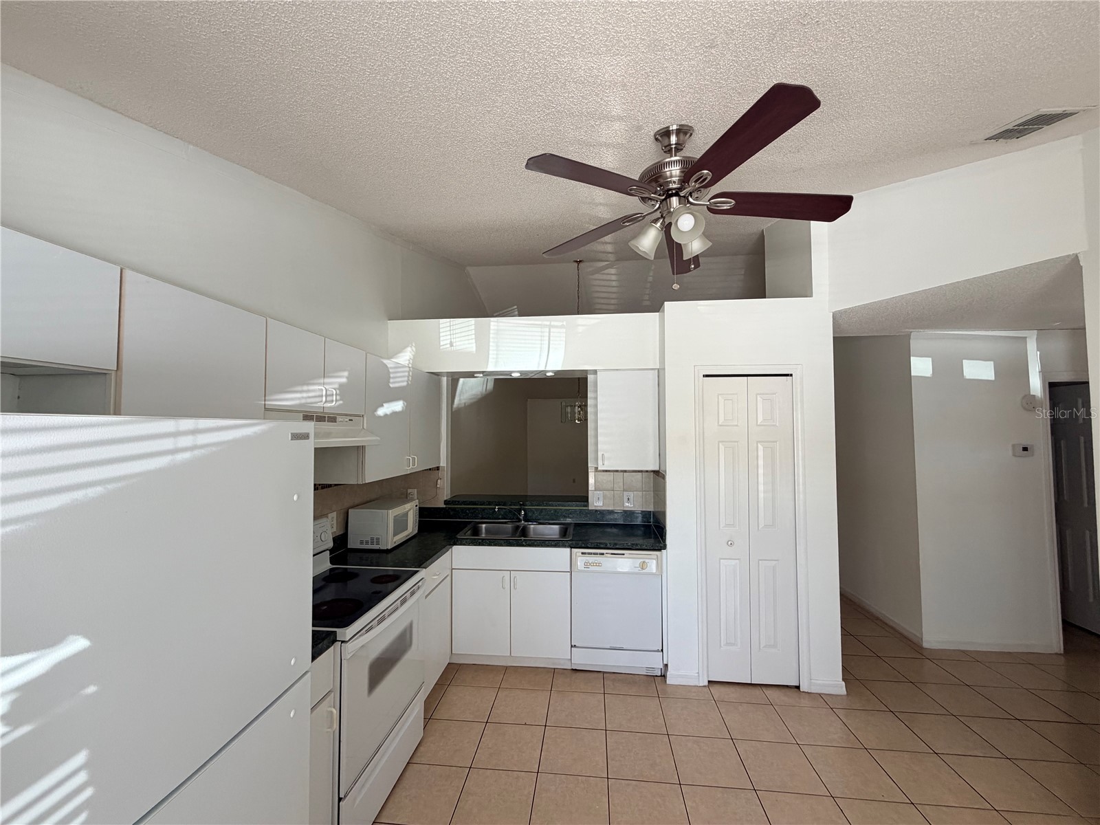 2411 Kam Court Kissimmee FL 34744 S5153264 image3