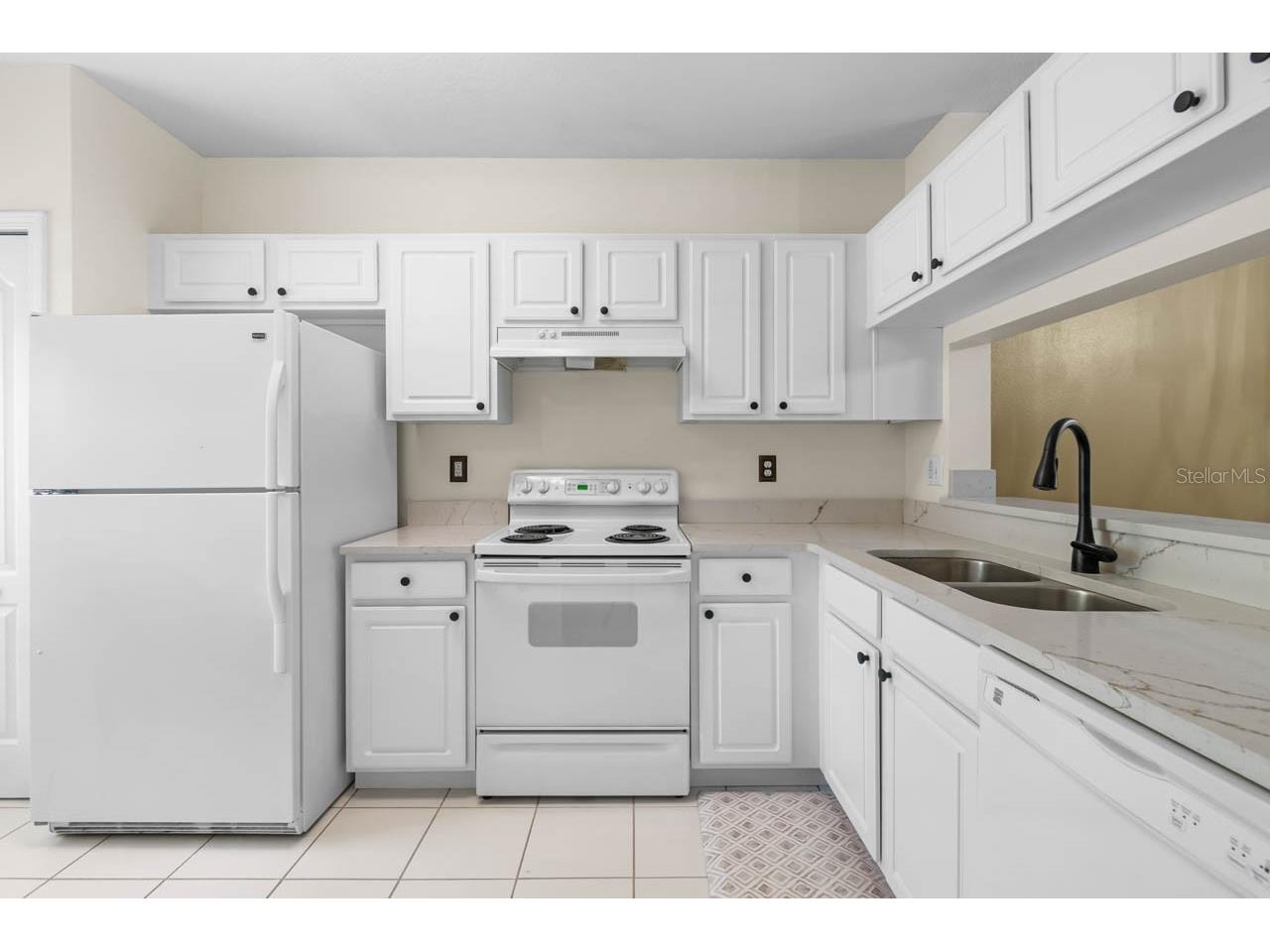 2411 Lake Woodberry Circle Brandon FL 33510 TB8487984 image13