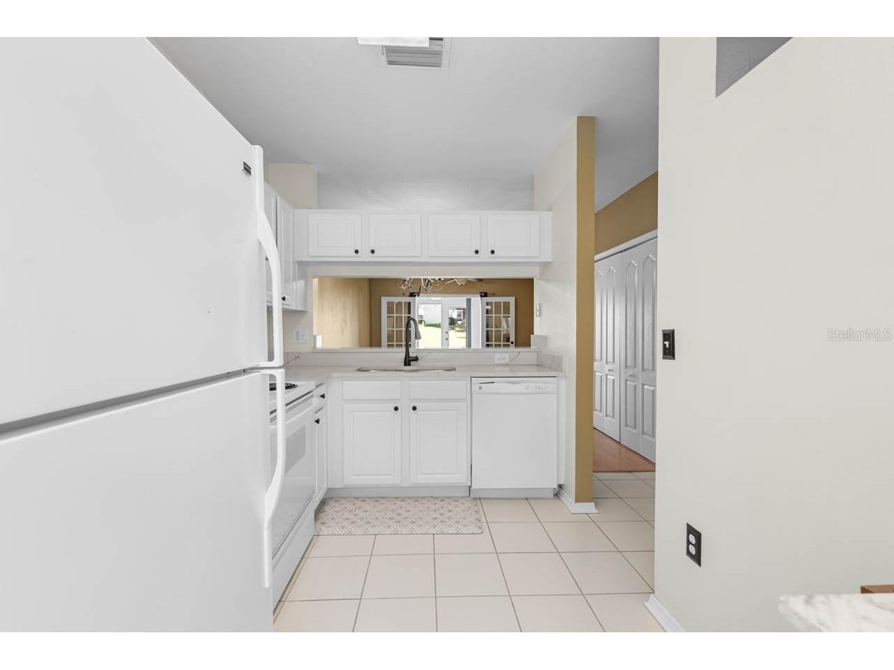 2411 Lake Woodberry Circle Brandon FL 33510 TB8487984 image15