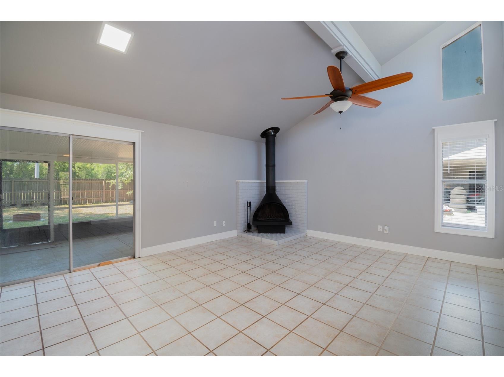 2411 NW 54th Avenue Gainesville FL 32653 GC539620 image15