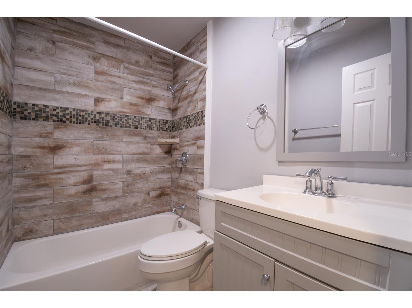 2411 NW 54th Avenue Gainesville FL 32653 GC539620 image9